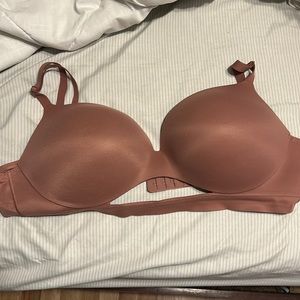 Brand new victoria secret bra